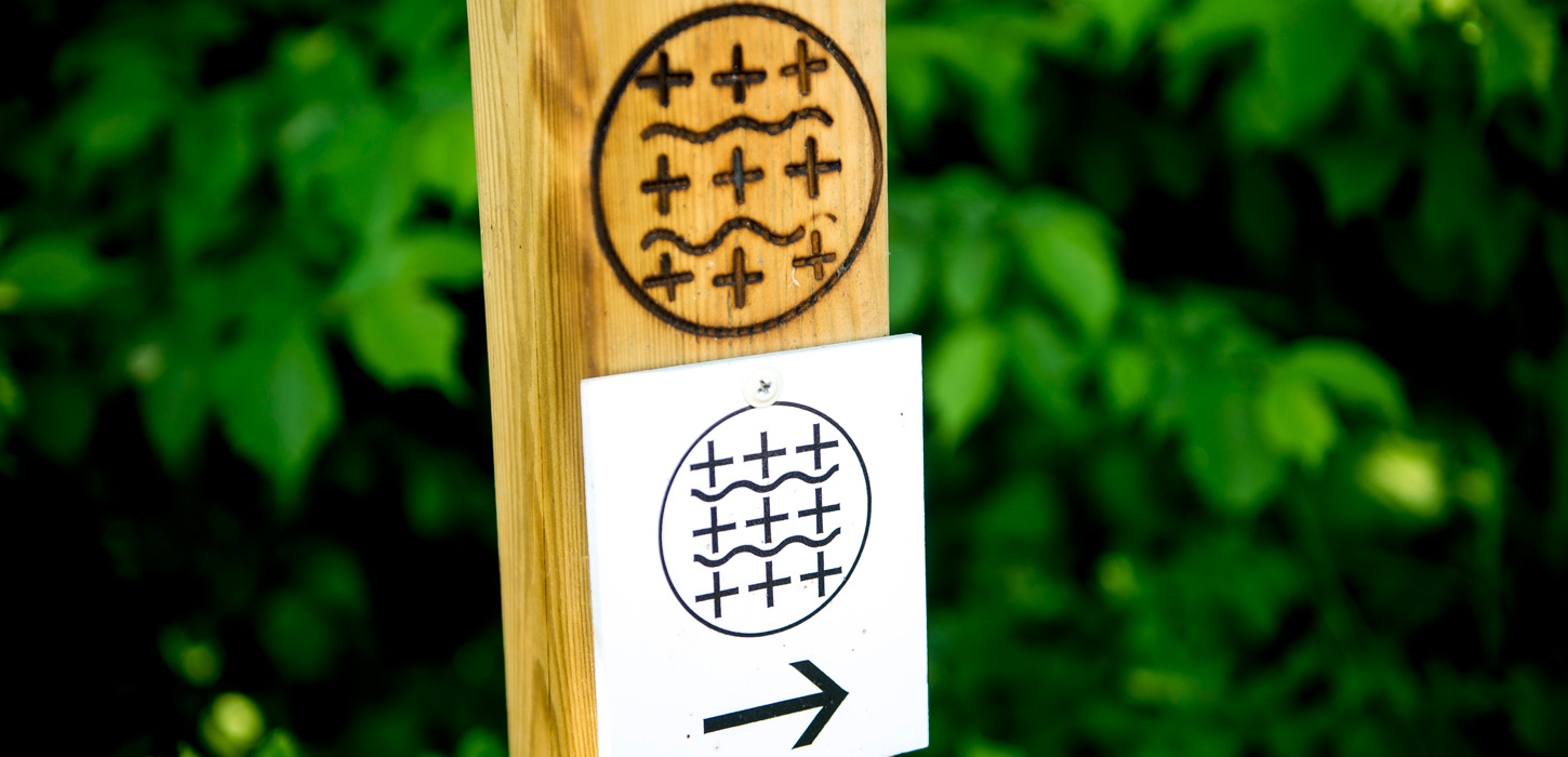 Skiltehenvisning på Camino Haderslev Næs