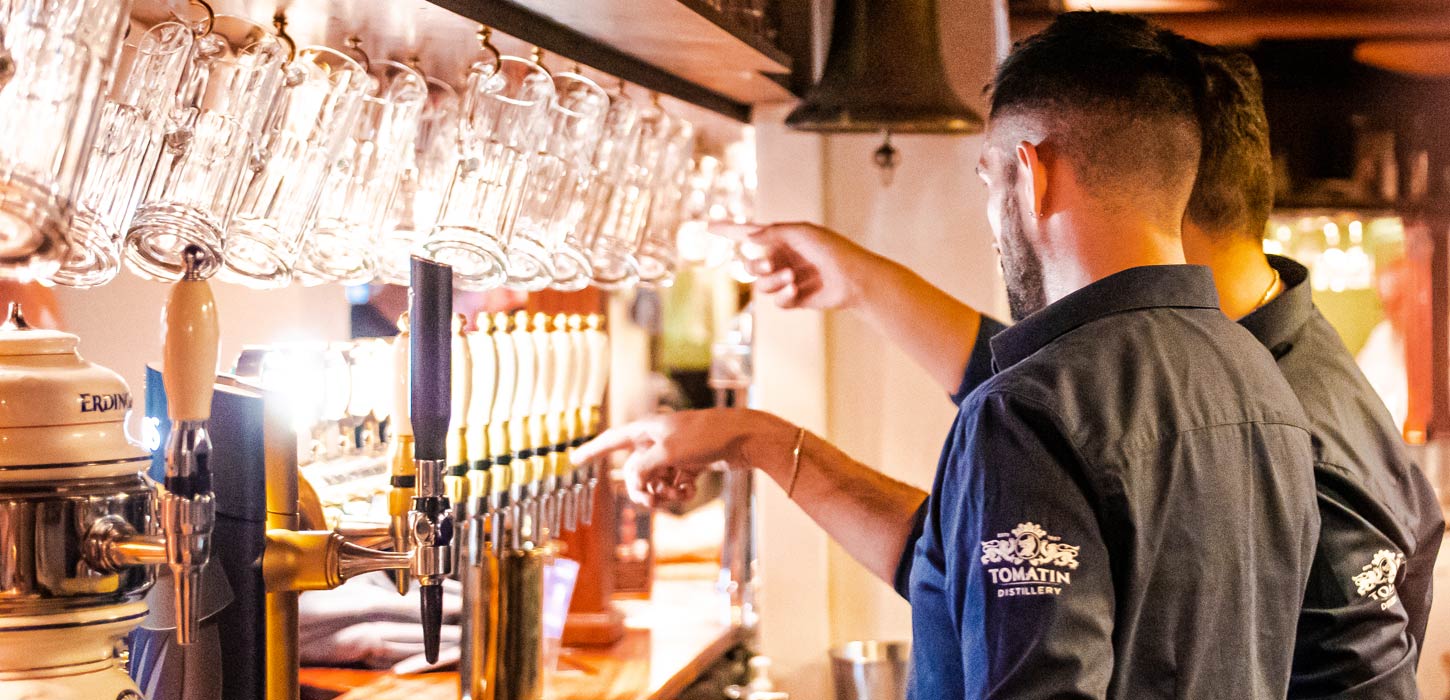 Drikkevarer på fad - Fox and Hounds i Sønderborg