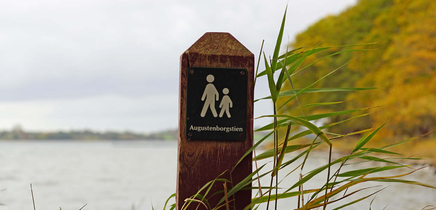 Vejviserskilt til Augustenborgstien