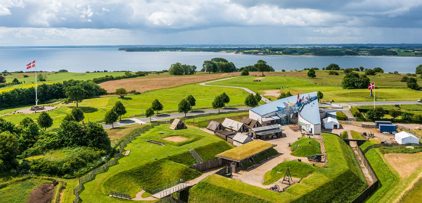 1864 Historiecenter Dybbølbanke i fugleperspektiv