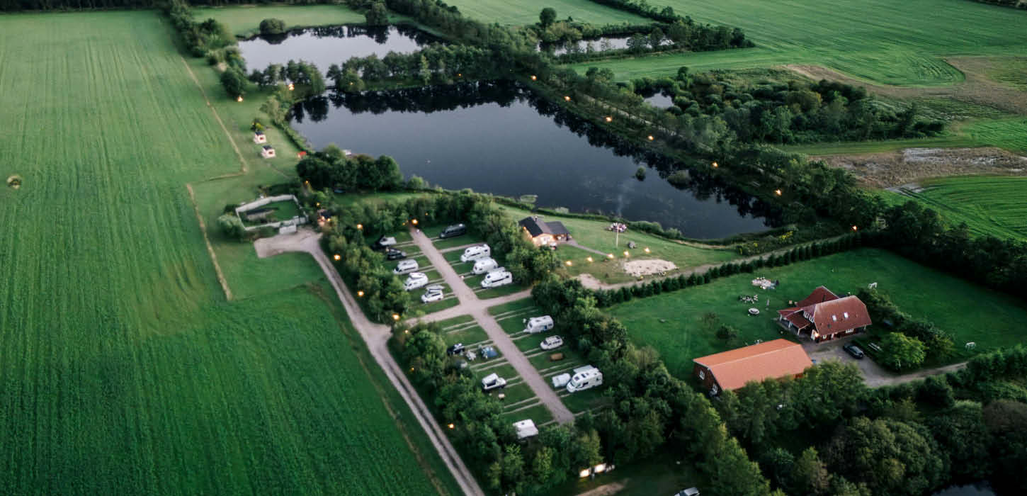 Oversigt over campingpladsen HyggeLake