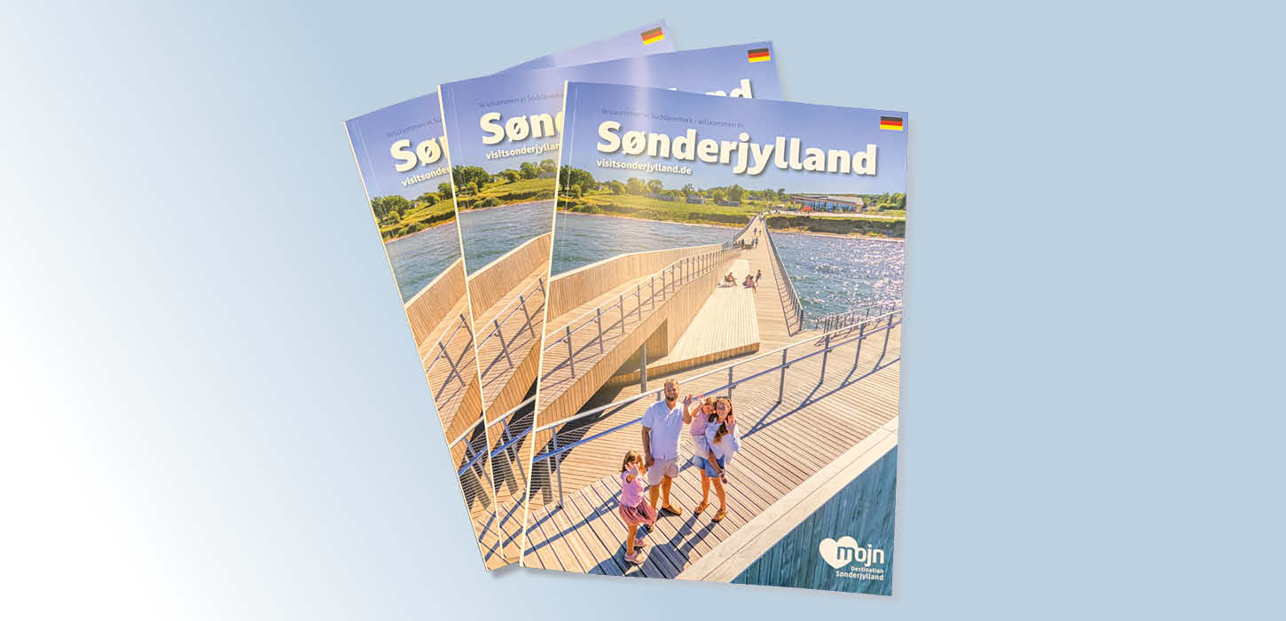 Sønderjyllands Magasinet 2026 på tysk liggende i vifte
