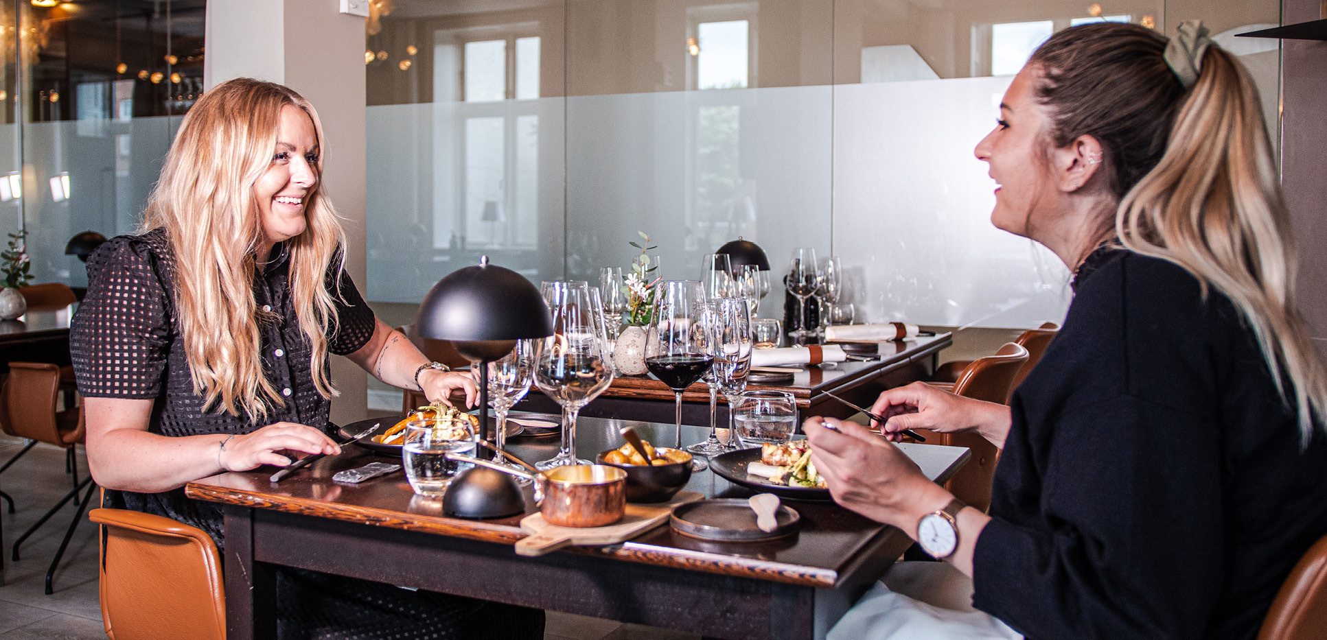 Veninder der hygger på Restaurant No10 - Hotel Europa