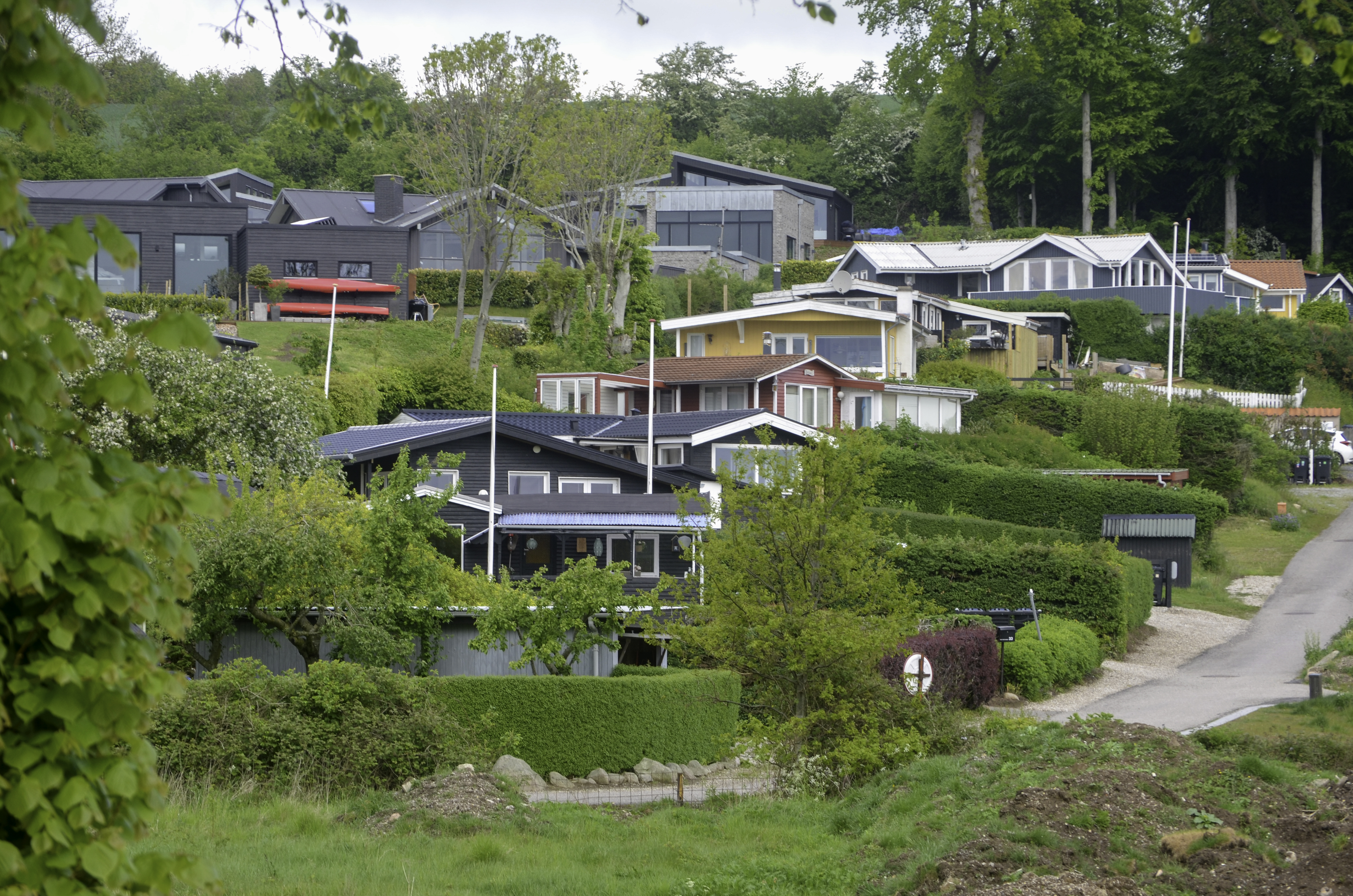 Sommerhuse ved Skarrev med udsigt til Aabenraa Fjord