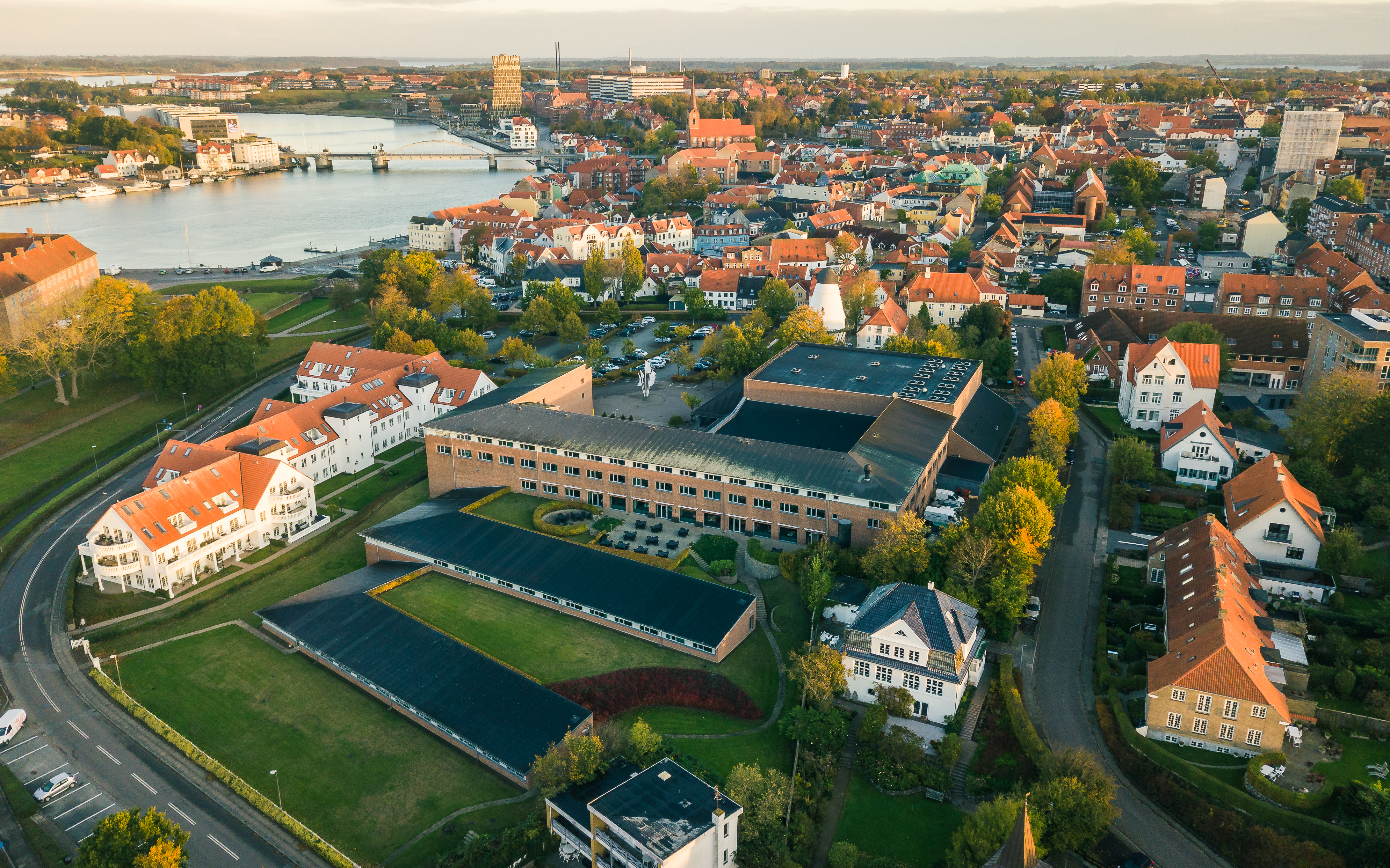 Luftfoto af Hotel Sønderborg Strand