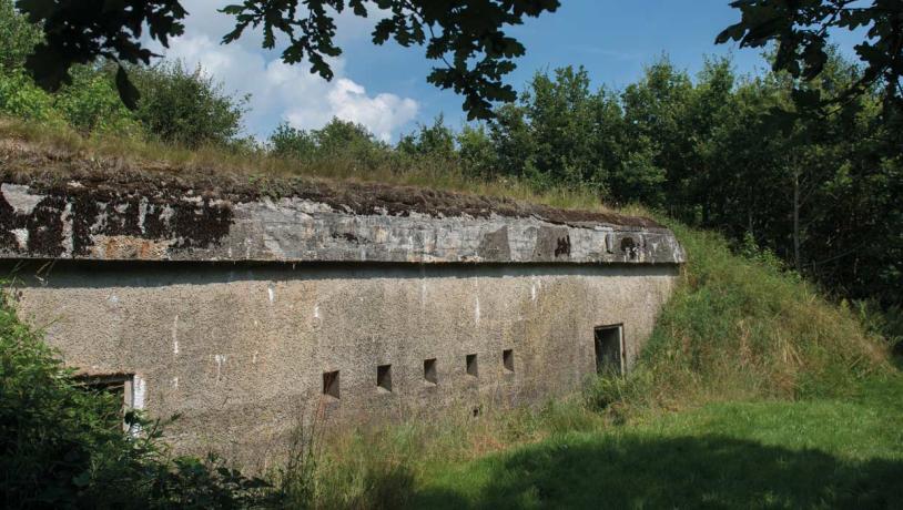 Andholm Batteri - intact bunker in Defence Line North