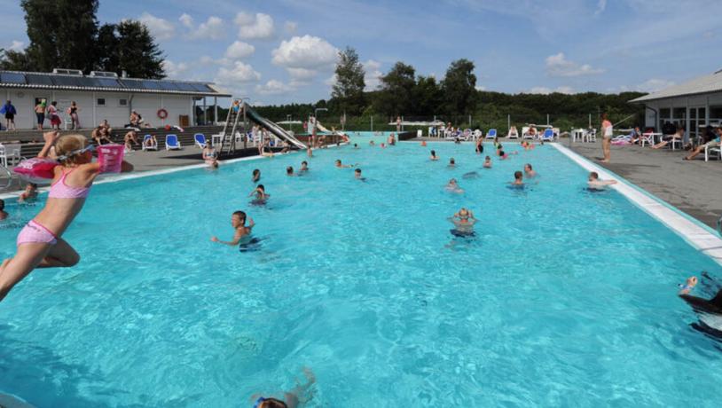 Poolen på First Camp Frigård