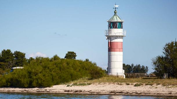 Lighthouse near the beach on Årø