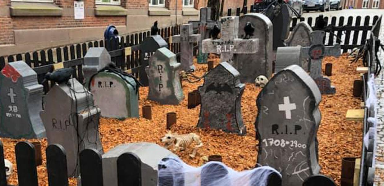 Halloween i Aabenraa - kirkegård i gågaden